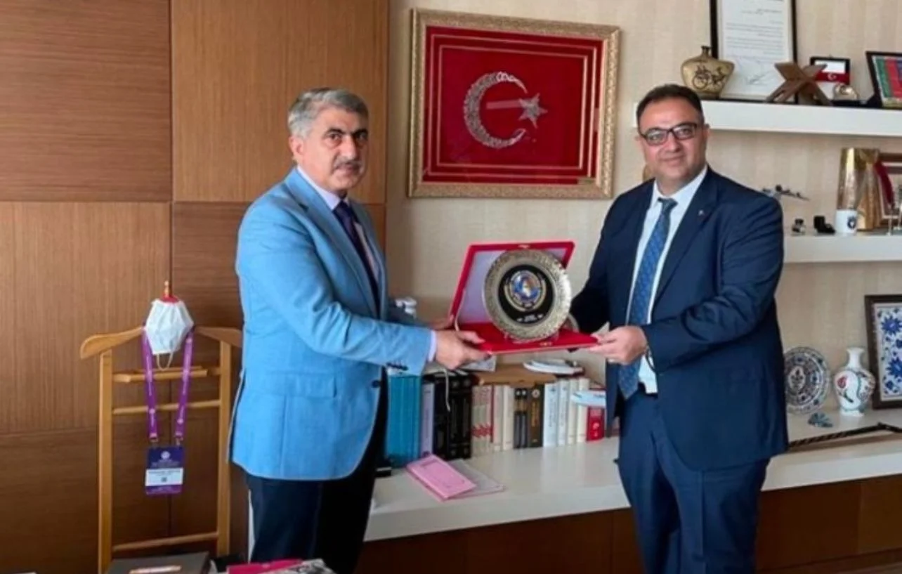 Derneğimiz adına Anayasa Mahkemesi Üyesi Sayın Selahattin Menteş 'e ziyaret